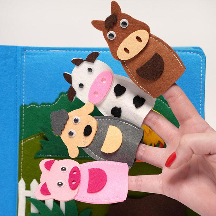 Montessori Farmer Kalandkönyv