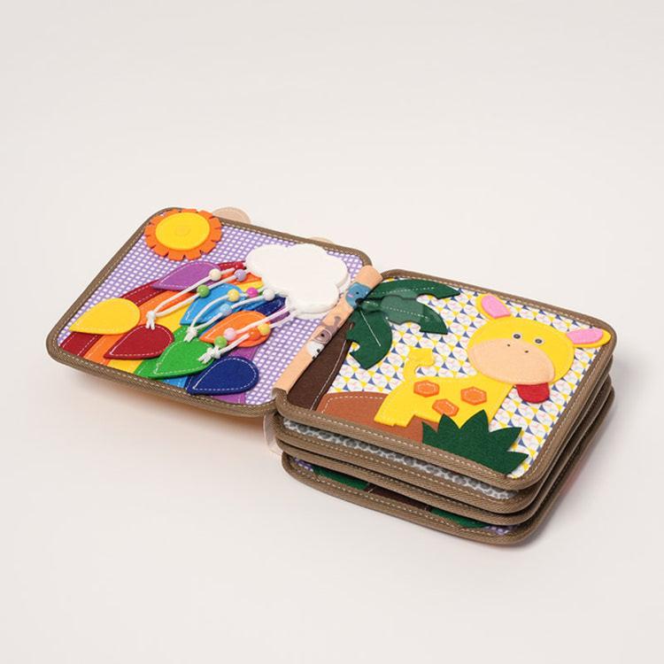 Montessori Zsiráf Kalandkönyv