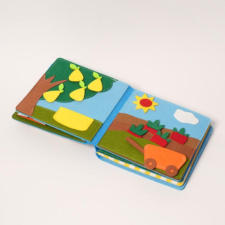 Montessori Farmer Kalandkönyv