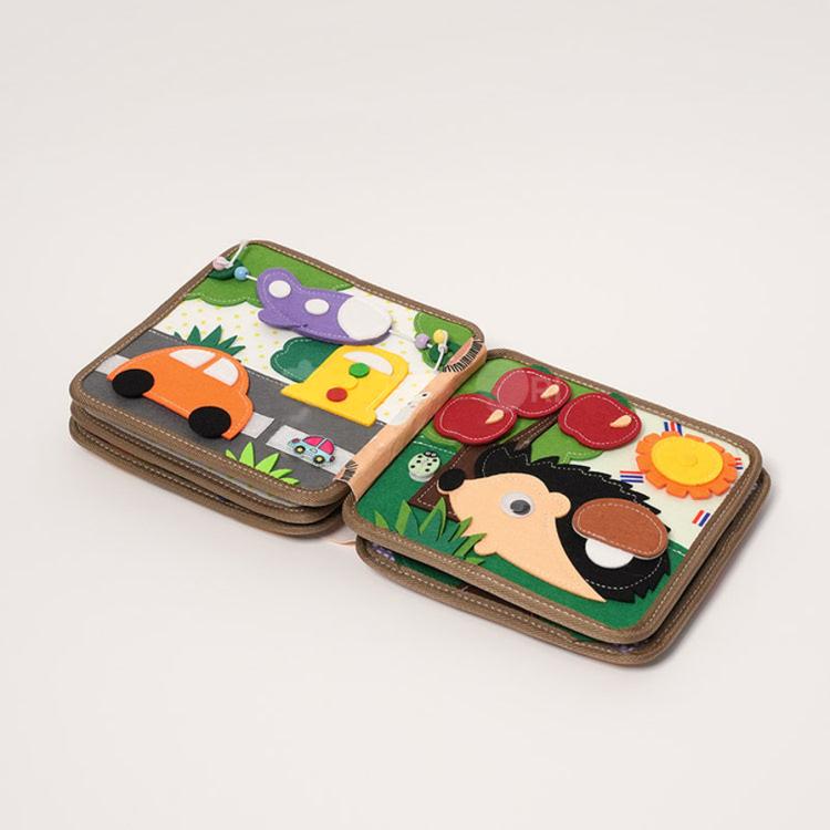 Montessori Zsiráf Kalandkönyv