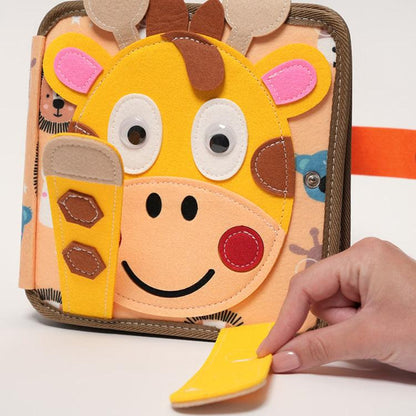 Montessori Zsiráf Kalandkönyv